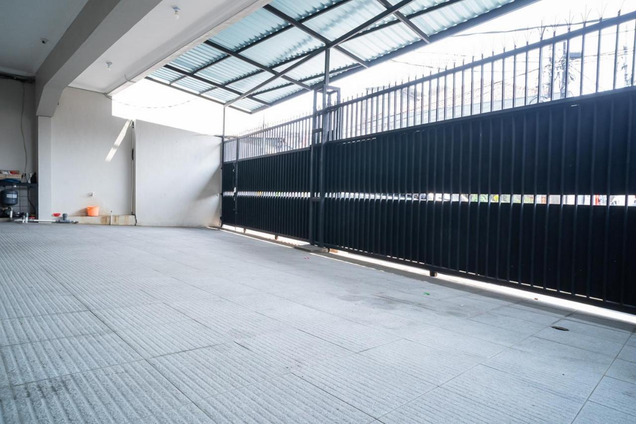 Koolkost Near Pasar Baru Hotell Jakarta Exteriör bild
