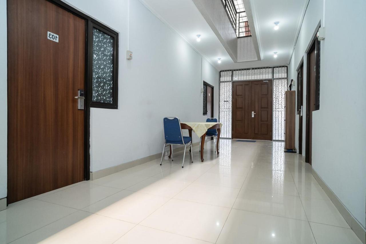 Koolkost Near Pasar Baru Hotell Jakarta Exteriör bild