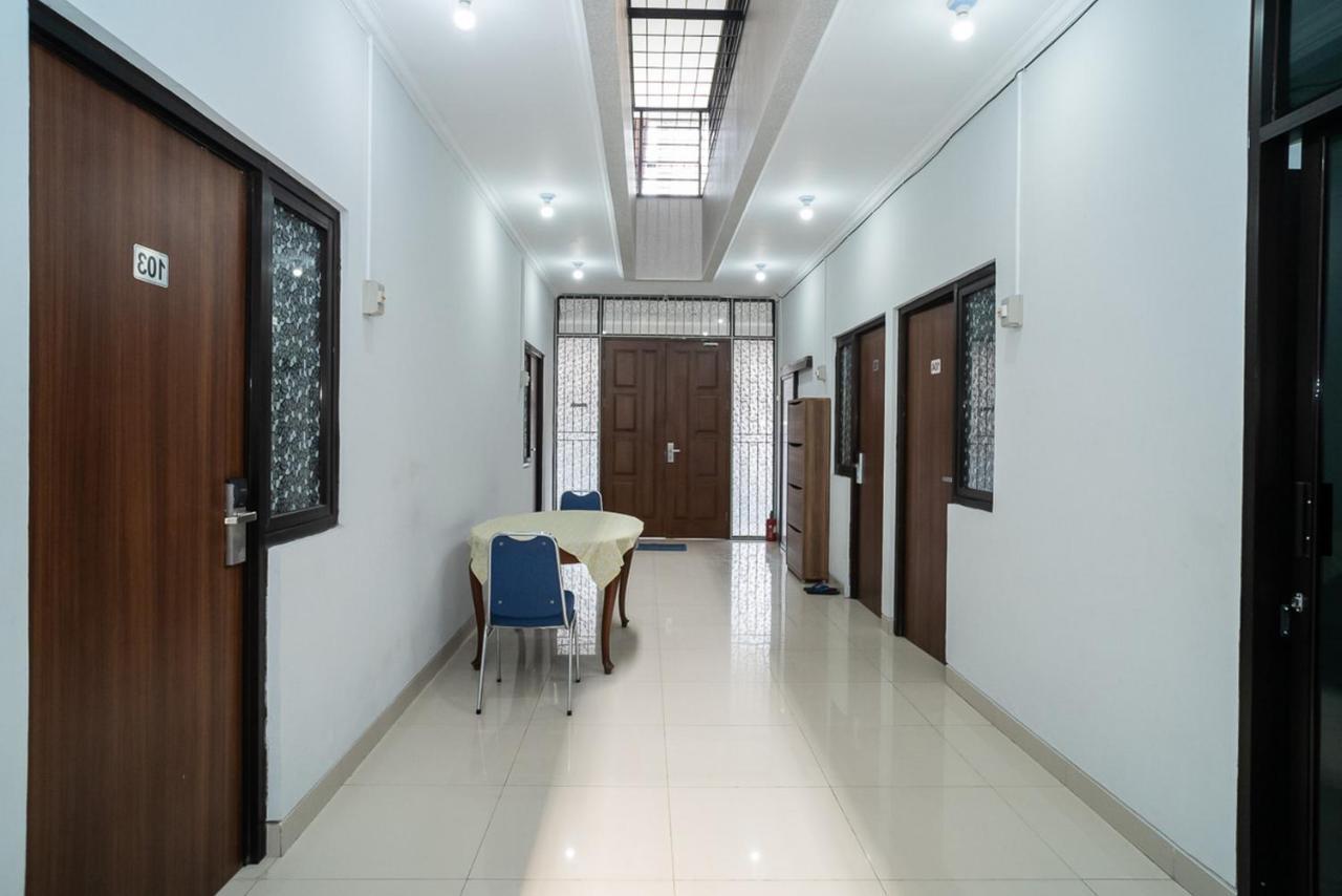 Koolkost Near Pasar Baru Hotell Jakarta Exteriör bild