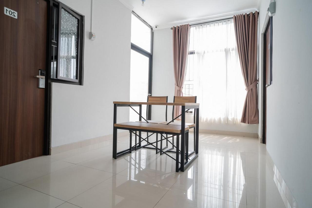 Koolkost Near Pasar Baru Hotell Jakarta Exteriör bild
