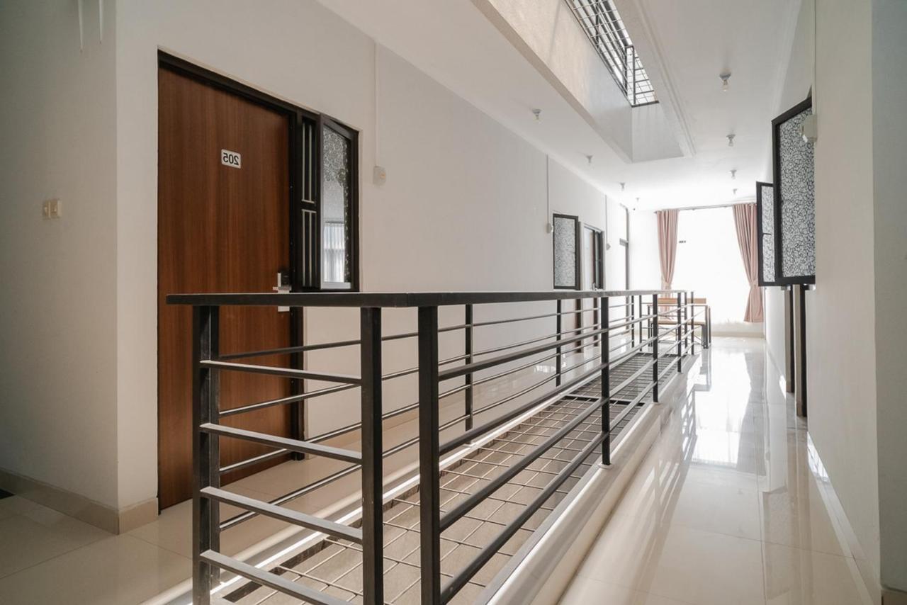 Koolkost Near Pasar Baru Hotell Jakarta Exteriör bild